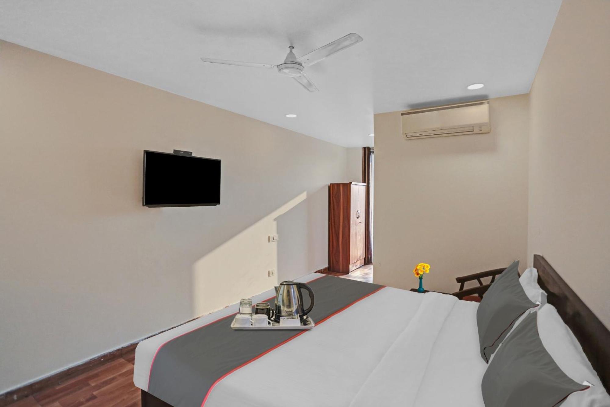 Hotel O The Grand Palm Gurgaon Exterior photo